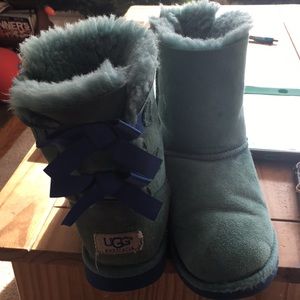 Teal girls’ Uggs - size 2